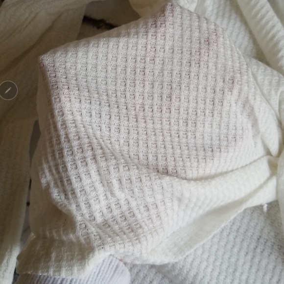 NEW Twist Back Waffle Top - Picture 7 of 7